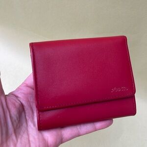 New vintage red/silver Fossil leather trifold wallet